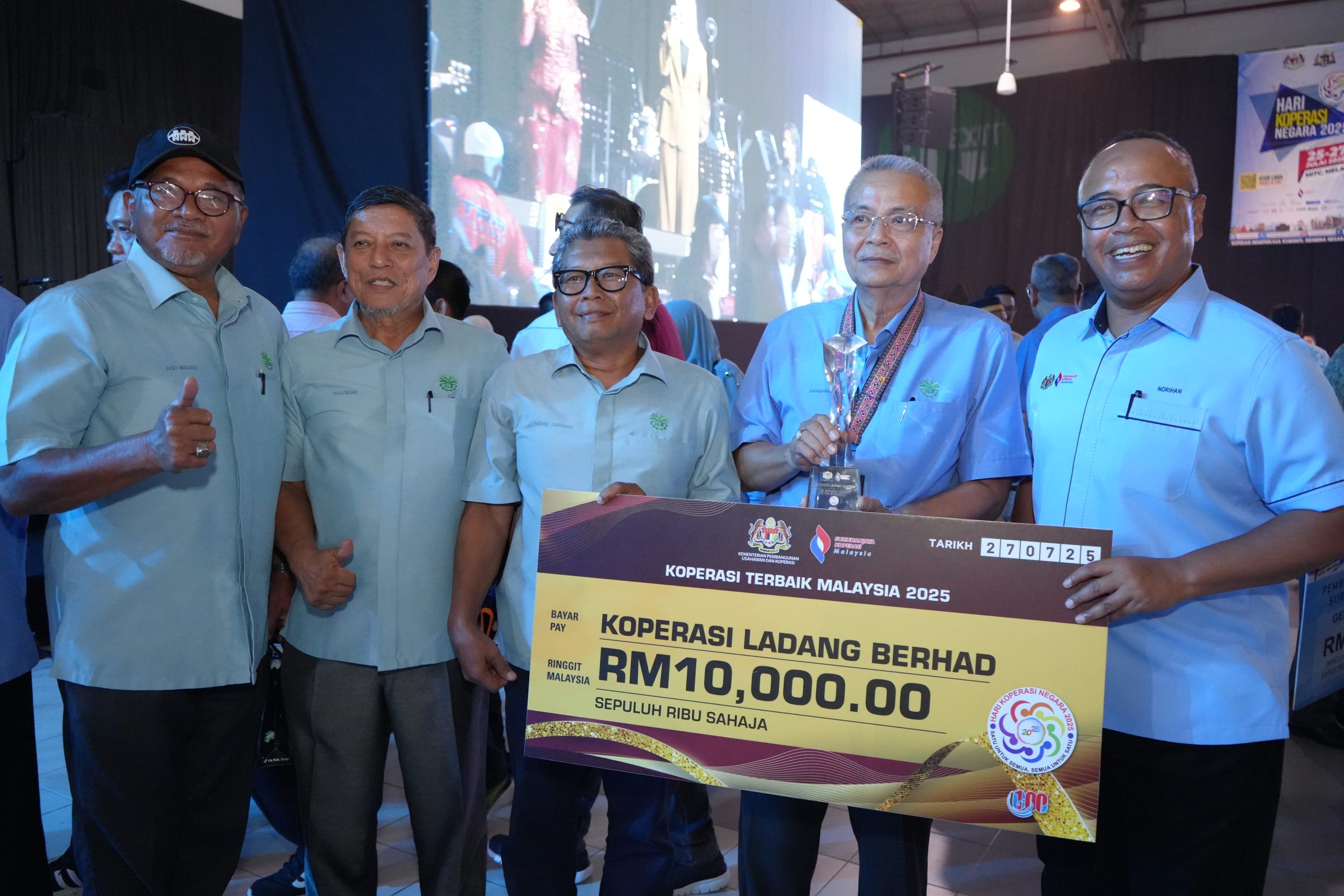 https://koperasi-ladang.com/wp-content/uploads/2025/07/DSC05276-scaled.jpg